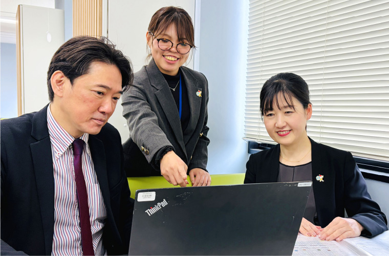社員の小さめ写真