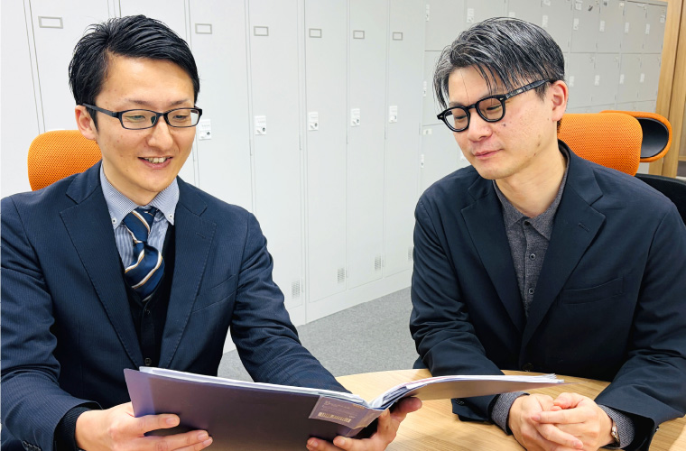 社員の小さめ写真
